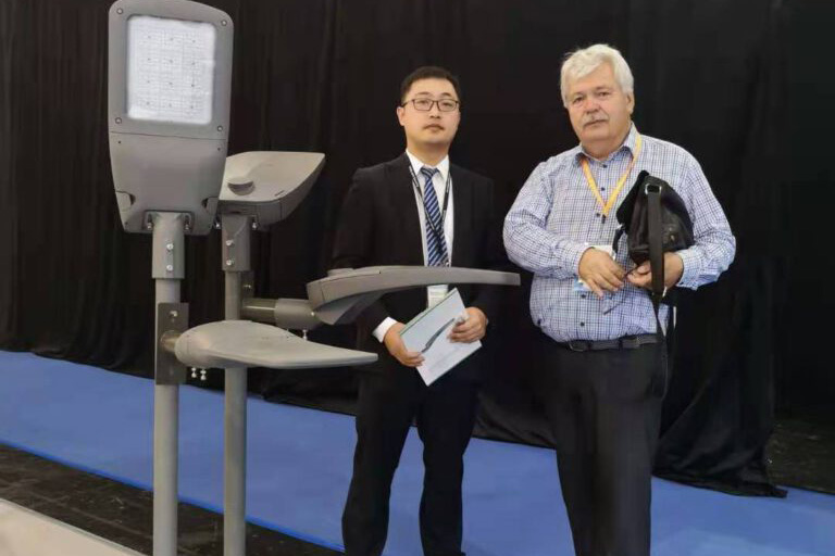 Hong Kong International Lighting Exhibition हाँगकाँग आंतरराष्ट्रीय प्रकाश प्रदर्शन