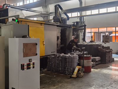 स्ट्रीट लाइट डाय कास्टिंग