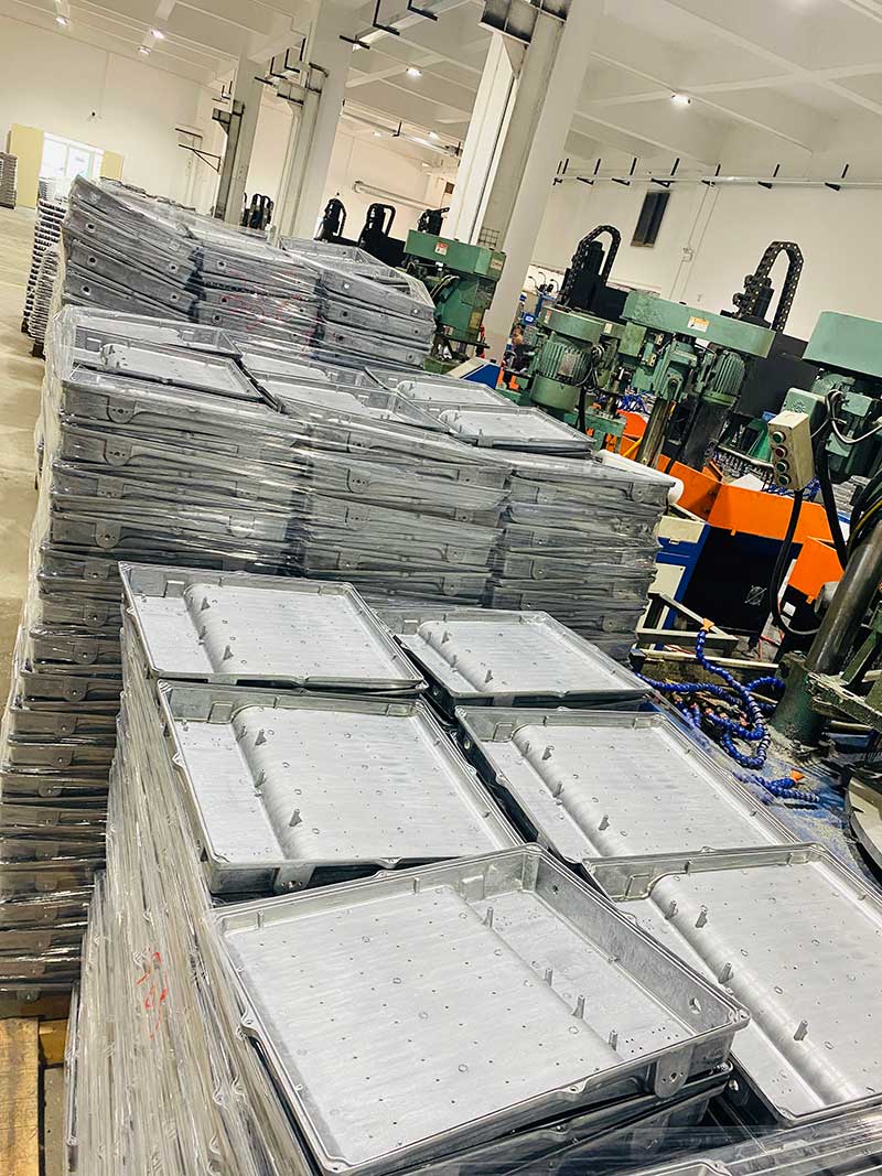 डाय-कास्ट-फ्लडलाइट-हाउसिंग