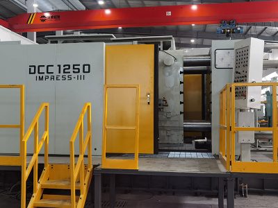 डाय-कास्ट-मशीन